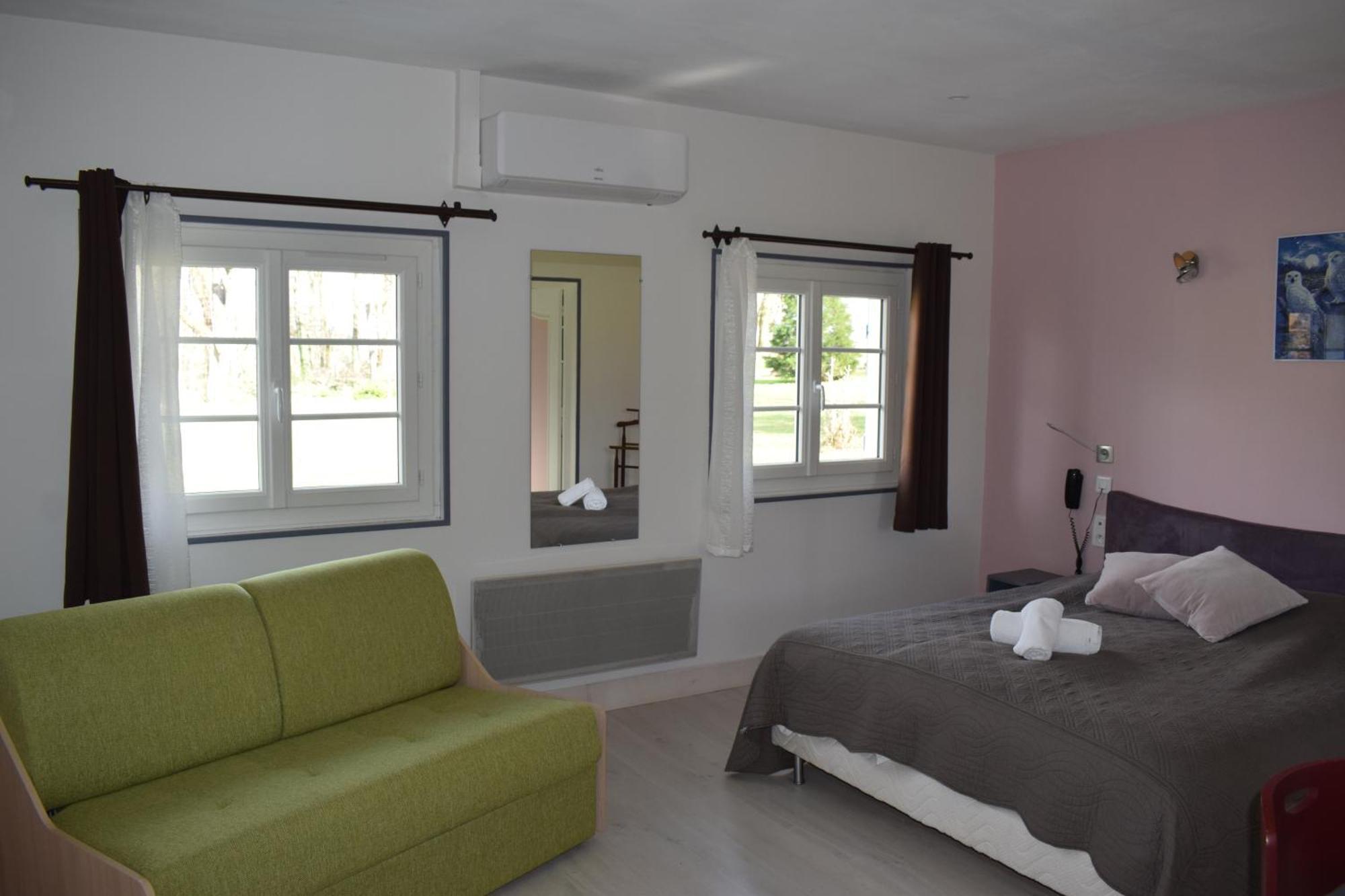 Hotel La Maison Du 3*